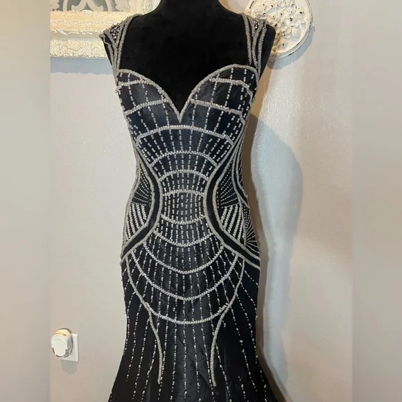 Rachel Allan Black Evening Gown - Picture 7 of 13